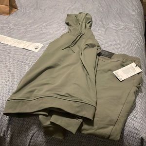 Lululemom City Sweat Jogger XXL. Top and bottom.